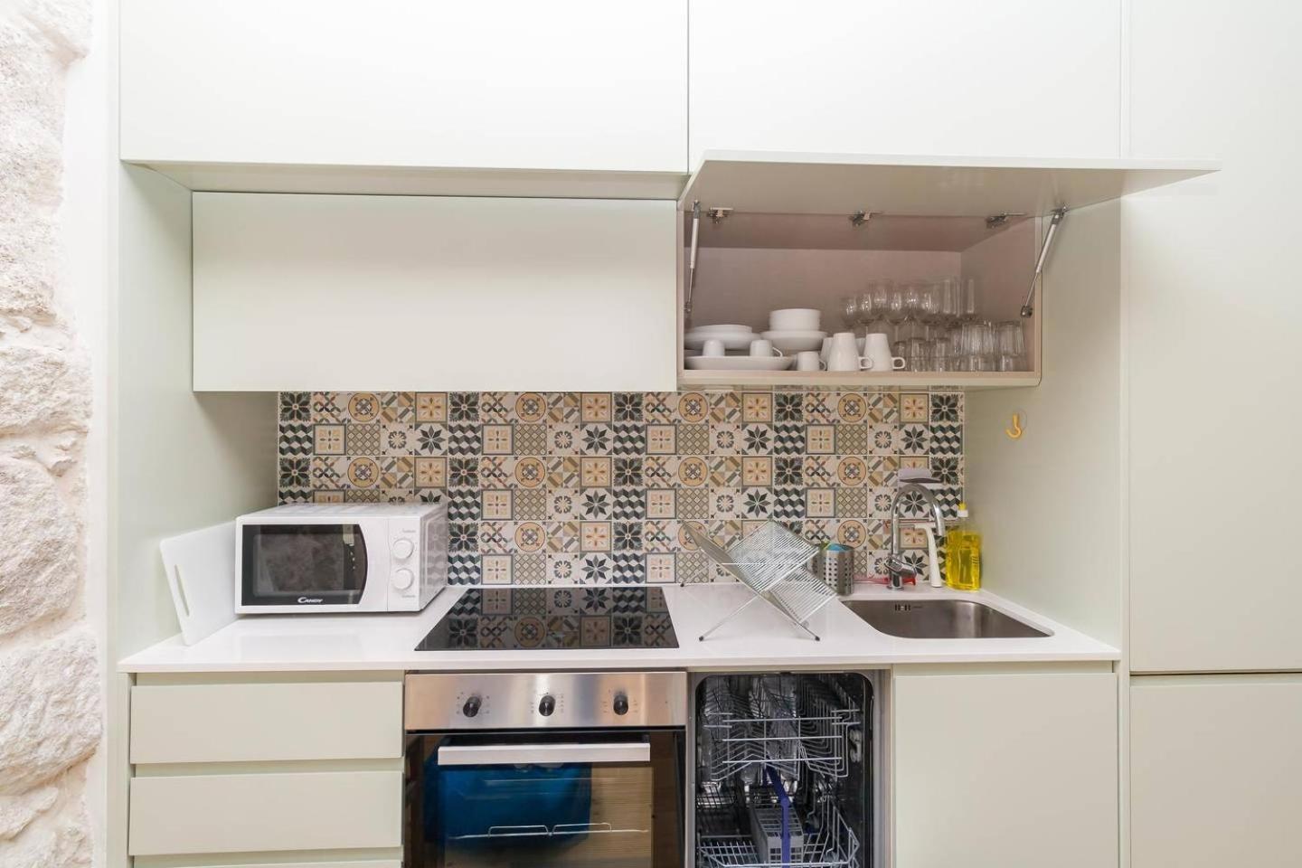 Guestready - Charming Downtown And Quiet Apartment Porto Exterior foto
